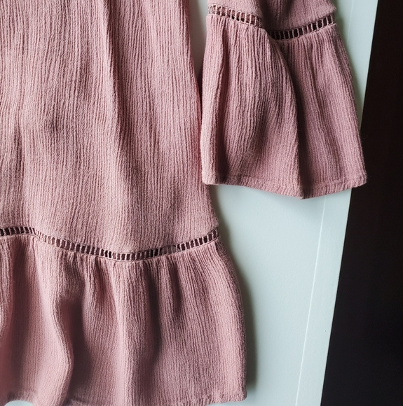 off the shoulder bell sleeve top - Picture 2 of 2